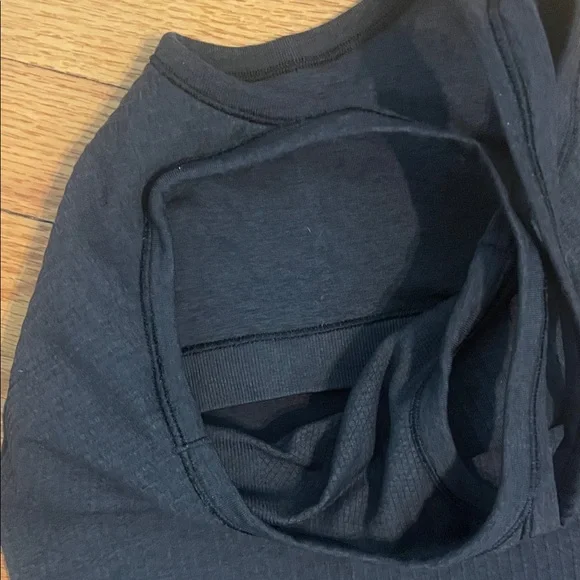 Lululemon Black Ebb to Street Tank, EUC (size tag removed for comfort) - Picture 4 of 4